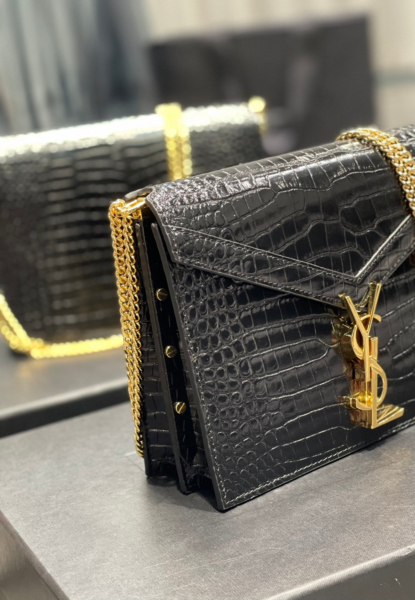 YSL Saint Laurent Cassandra 8in 22cm Black Medium Chain Handbag
