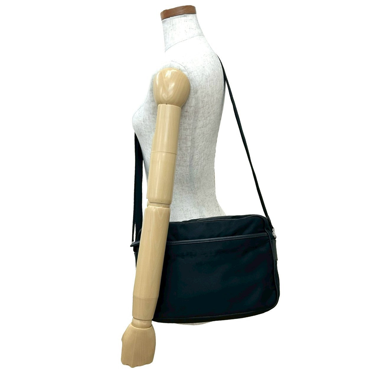 Prada Shoulder Bag Leather Nylon Saffiano Shoulder Bag 1