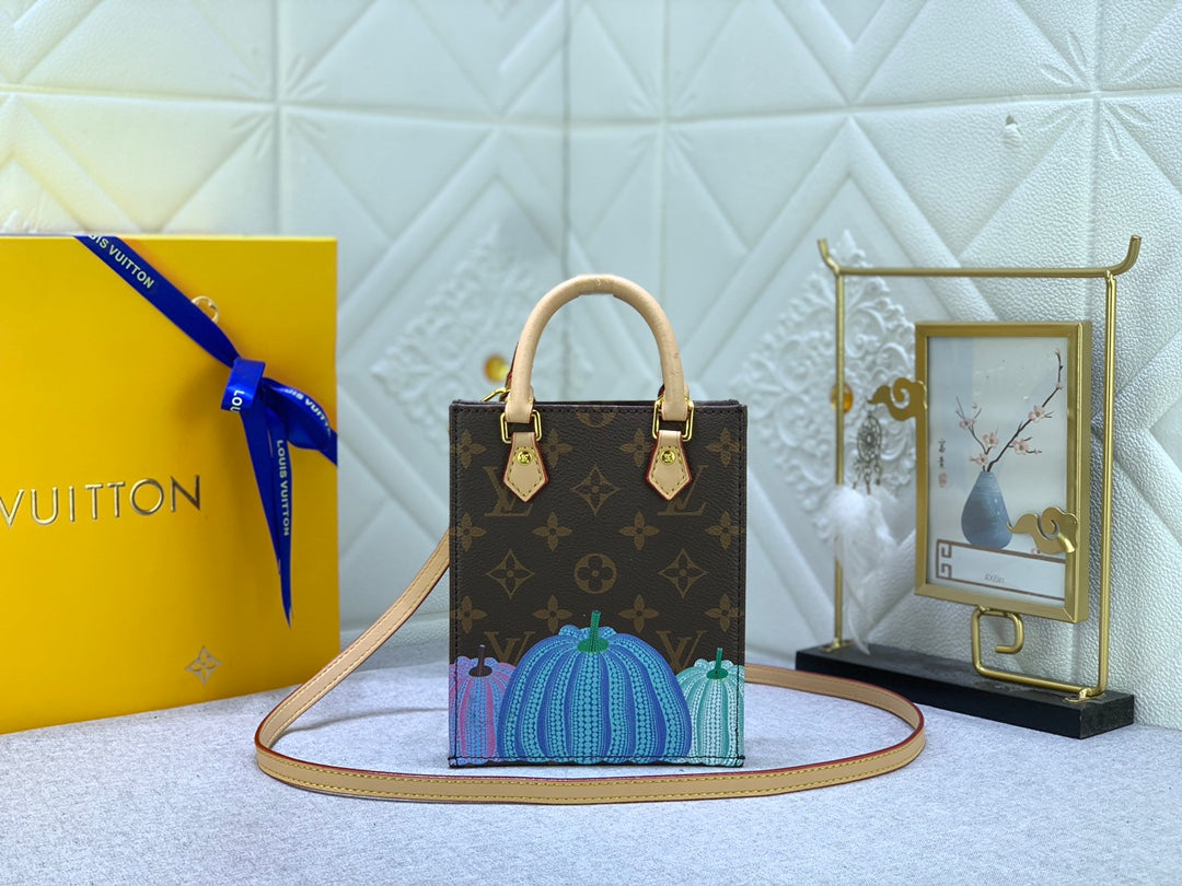 EN - Luxury LUV 821 Travel Bag