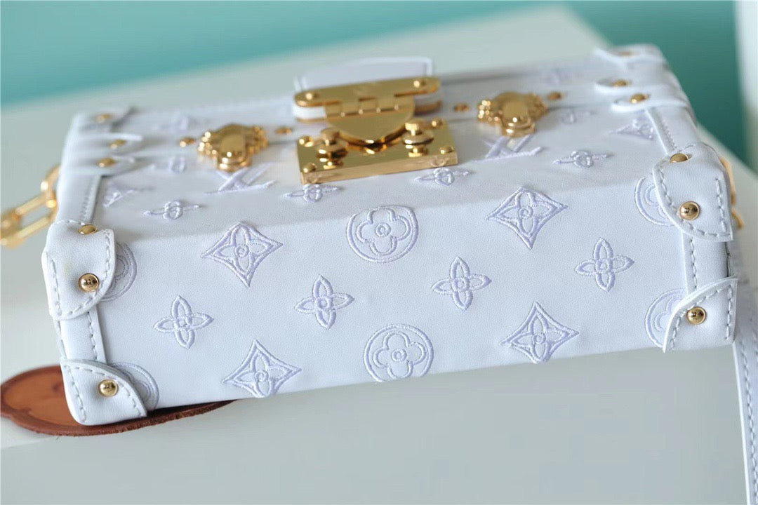 Top Quality Petite Malle For Women Shoulder Monogram White Crossbody Bag