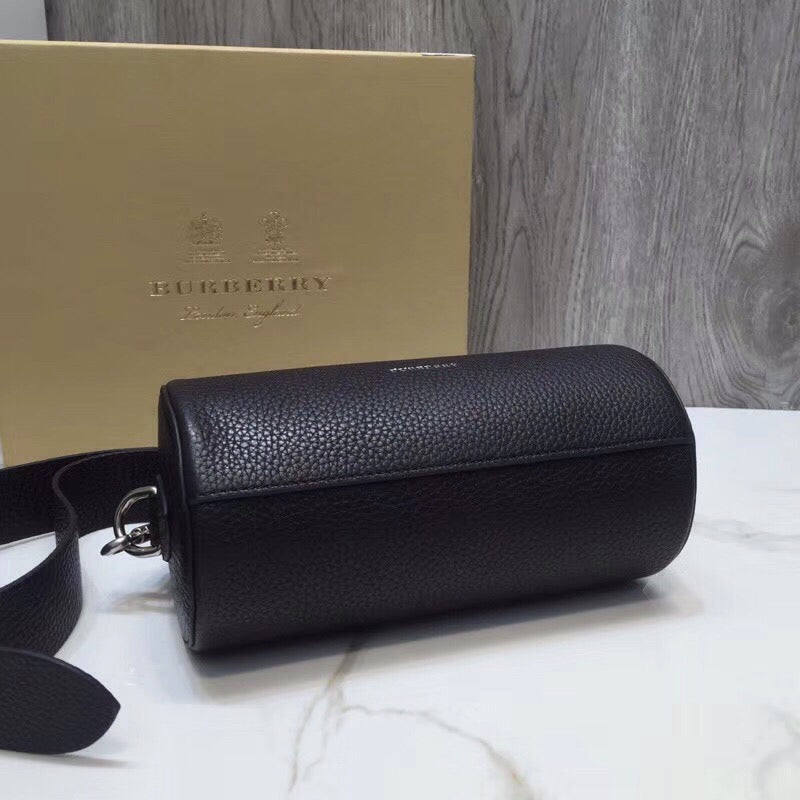 Top Quality Barrel Bag For Women Bags Black Travel Bag 83In21Cm 8452