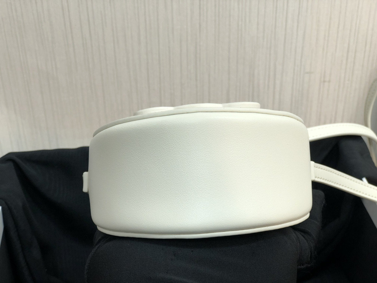 Top Quality Besatop Quality Cuir Triomphe For White Mini Travel Bag
