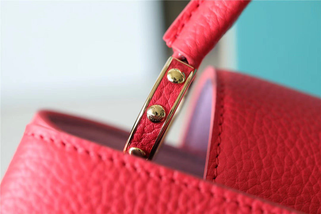 Top Quality Capucines Bb Taurillon For Women Red Crossbody Bag