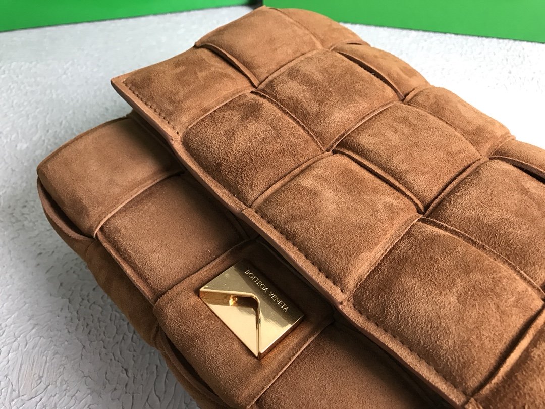 Top Quality Cassette Acorn For Women Women Chain Travel Bag
