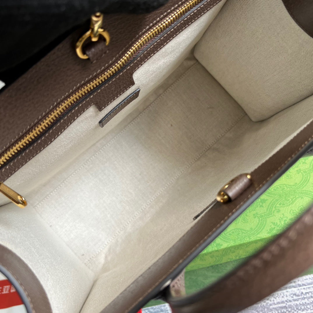 gg Apple gg , ’s Beige Tote Bag