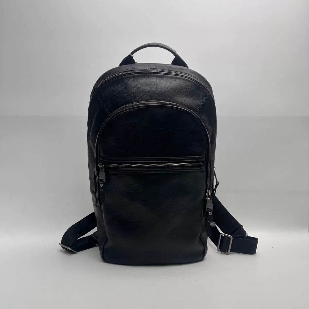 Louis Vuitton (LV)  backpack 24x47cm black 22528