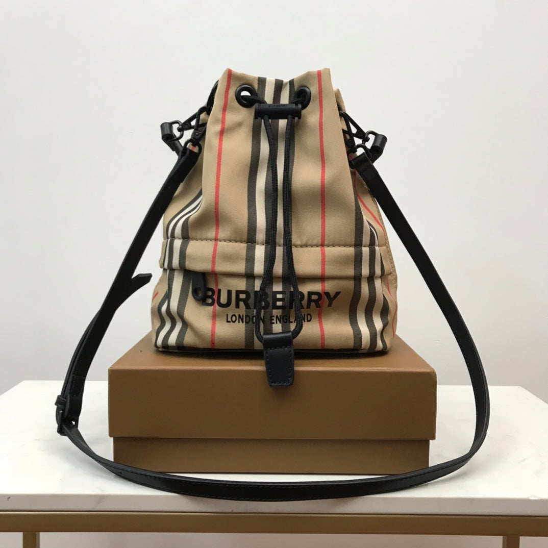 Top Quality Icon Stripe Drawcord Pouch Archive Nylon Beige Travel Bag