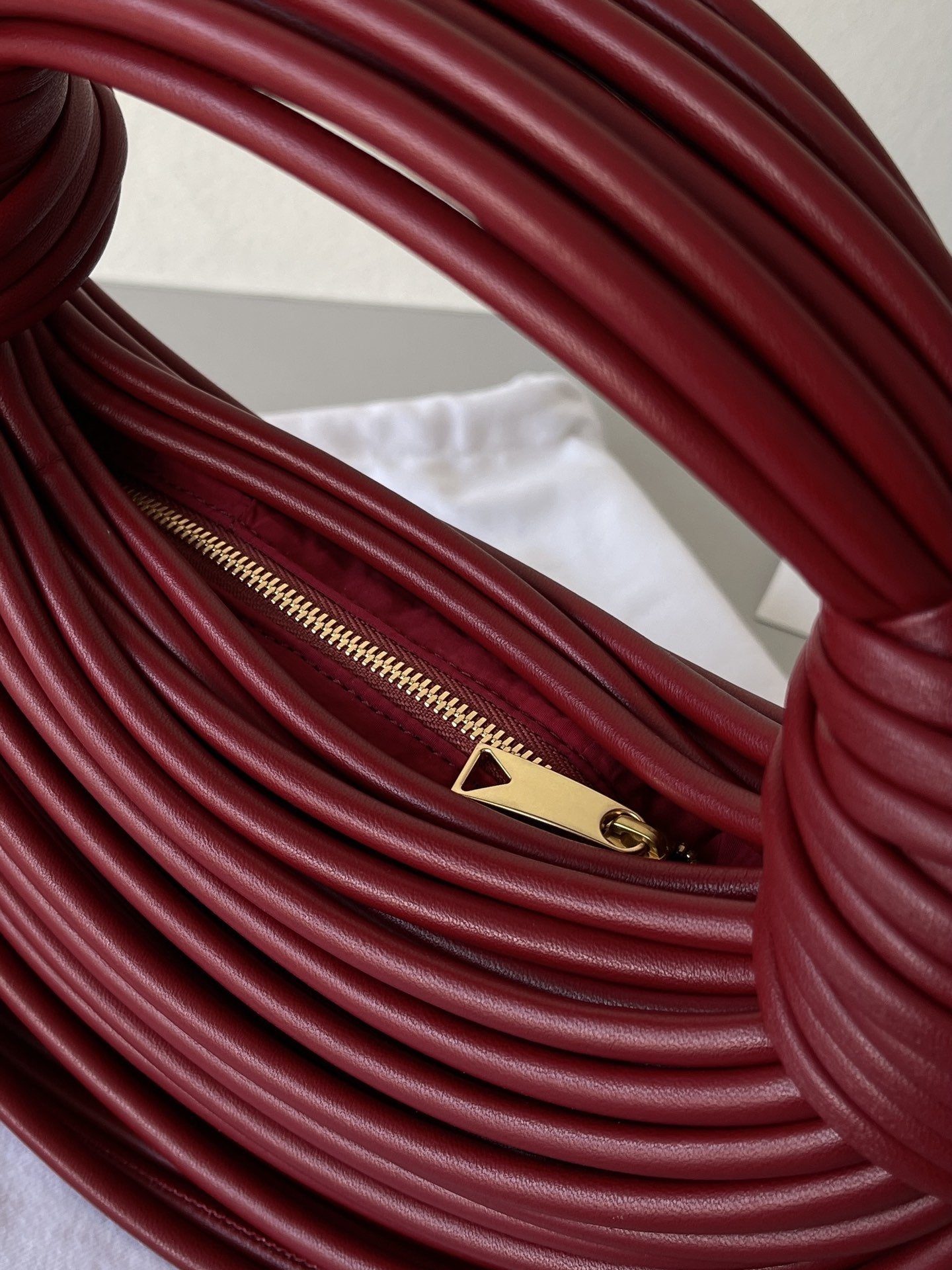 Top Quality Double Knot For Women Bags Red Travel Bag