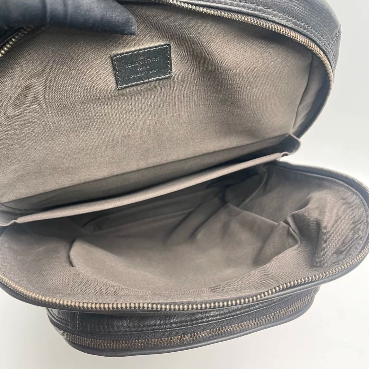 Louis Vuitton (LV)  backpack 24x47cm black 22528