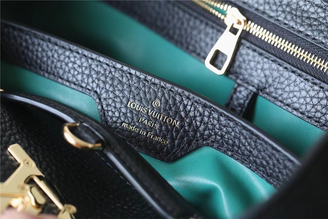 Top Quality Capucines Mm Taurillon For Women Black Crossbody Bag