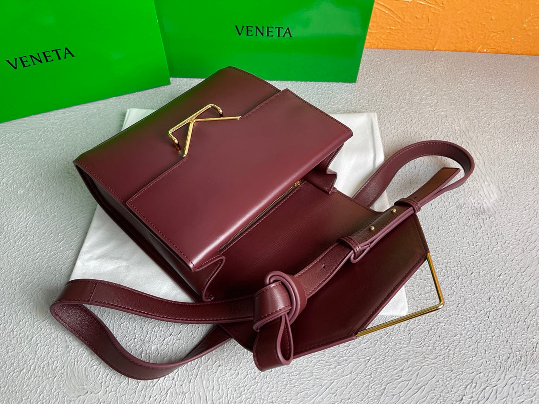Top Quality Clip Bag Purple For Women Travel Bag