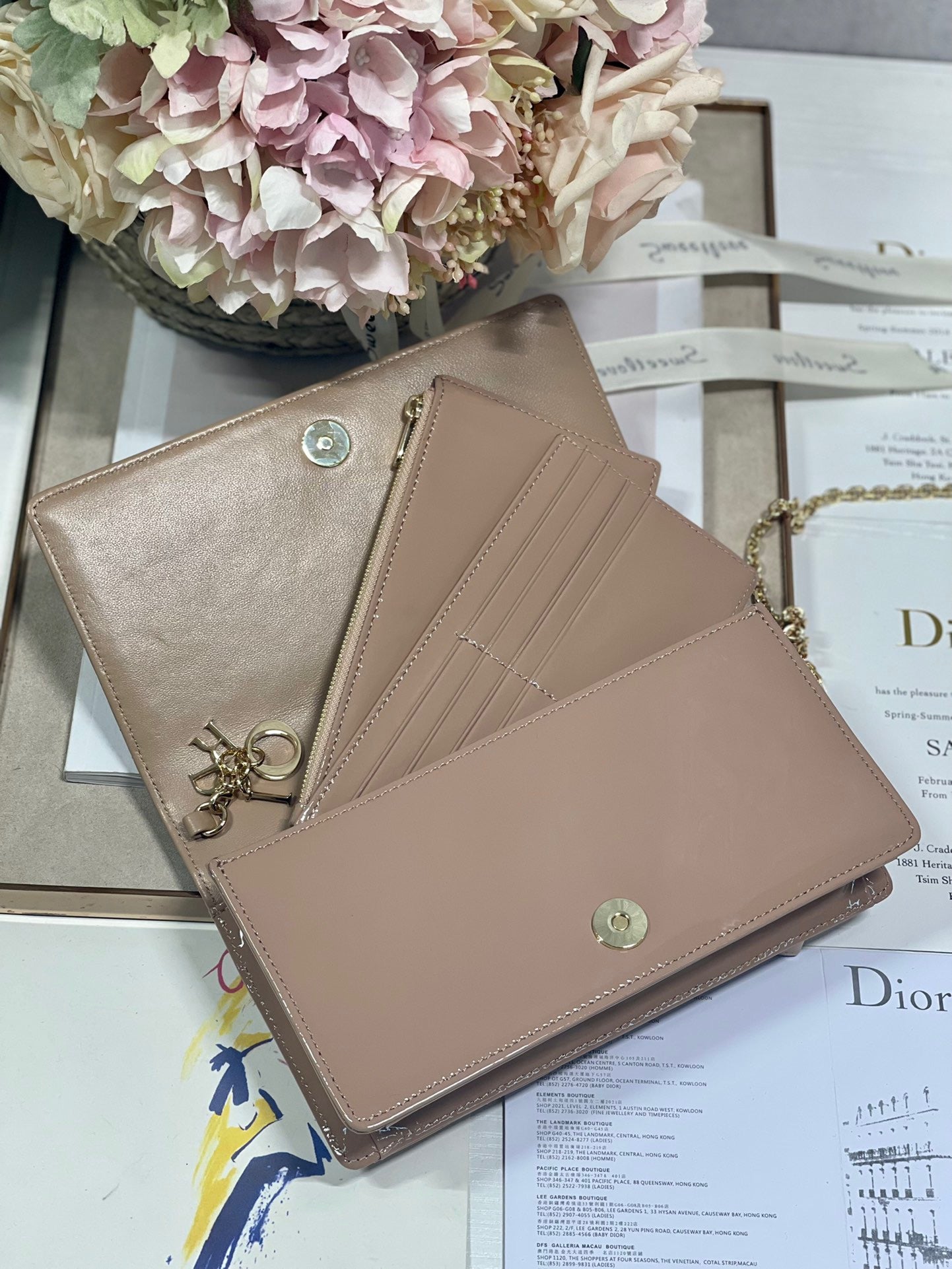 Lady Pouch Cd Beige Travel Bag