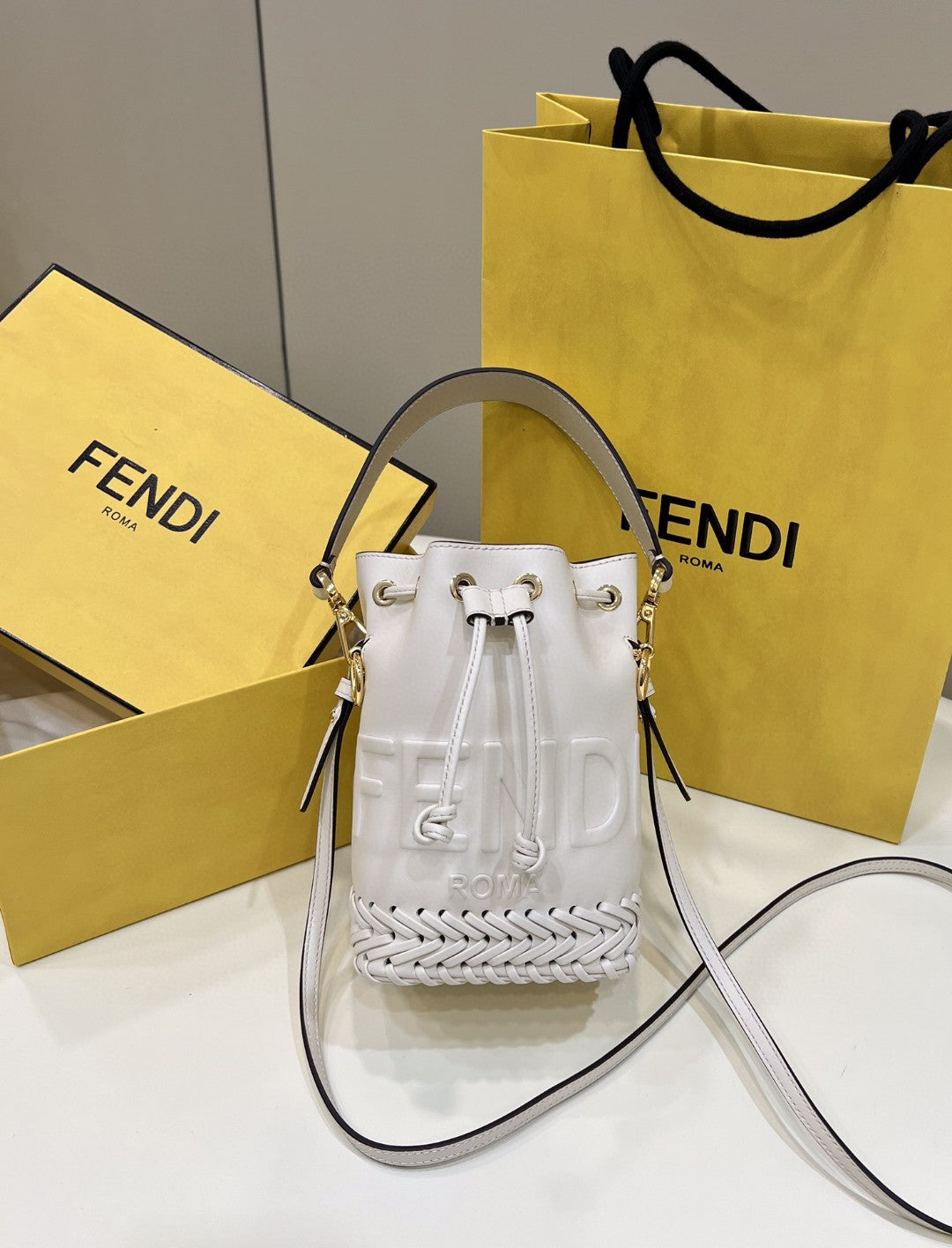 Mon Tresor Stitching White Mini Travel Bag