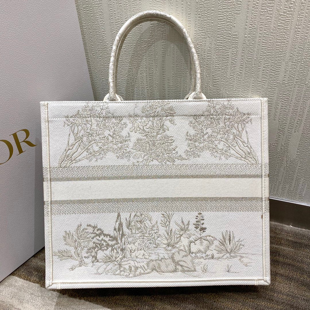 Book Tone Around World Stella Gold Large Book Tote Bag