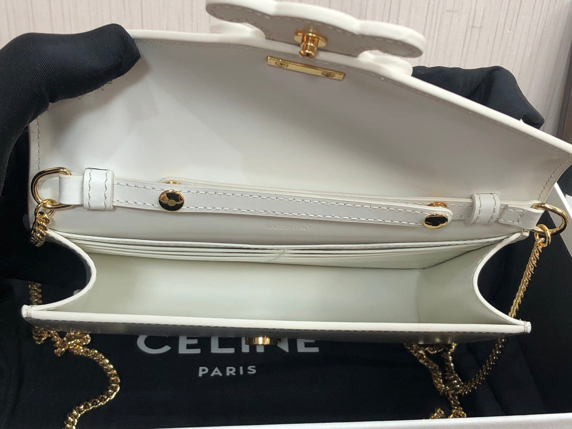 Top Quality Wallet On Triomphe For Women White Chain Crossbody Bag
