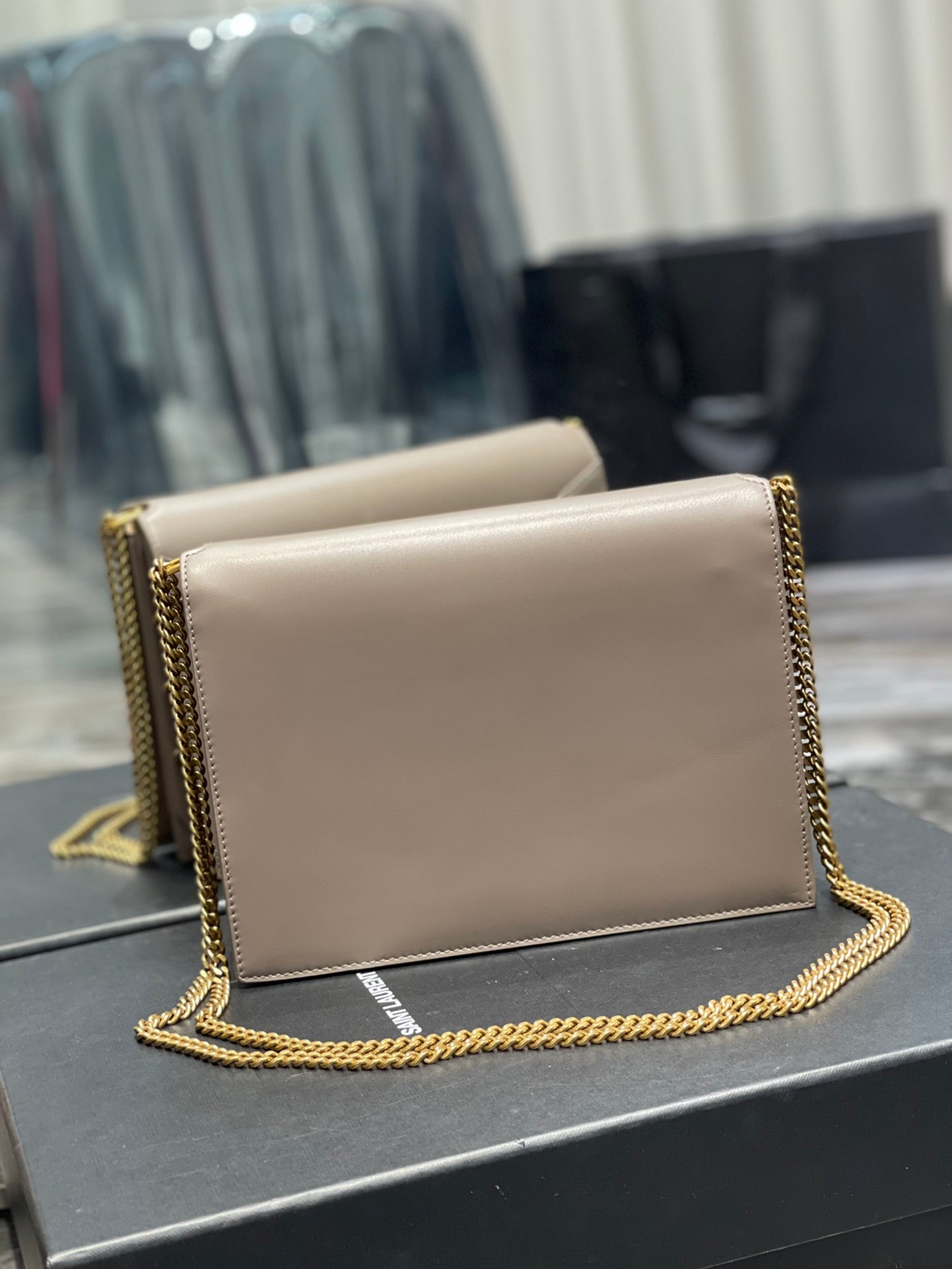 YSL Saint Laurent Cassandra Handbag Chain Travel Bag 86In22Cm Ysl 5386