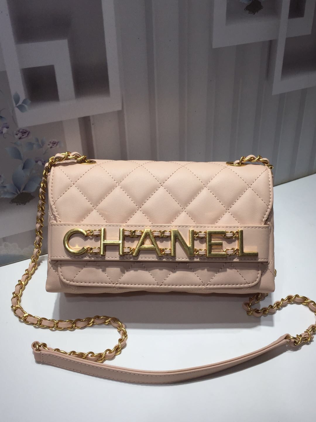 CHLFront Hardware Creme , ’s Gold Small Logo Flap Shoulder Bag