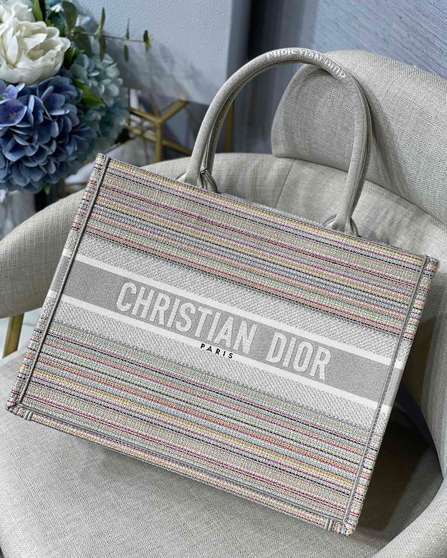 Metop Qualityum Book Stripes Embroidery Canvas Book Tote Bag