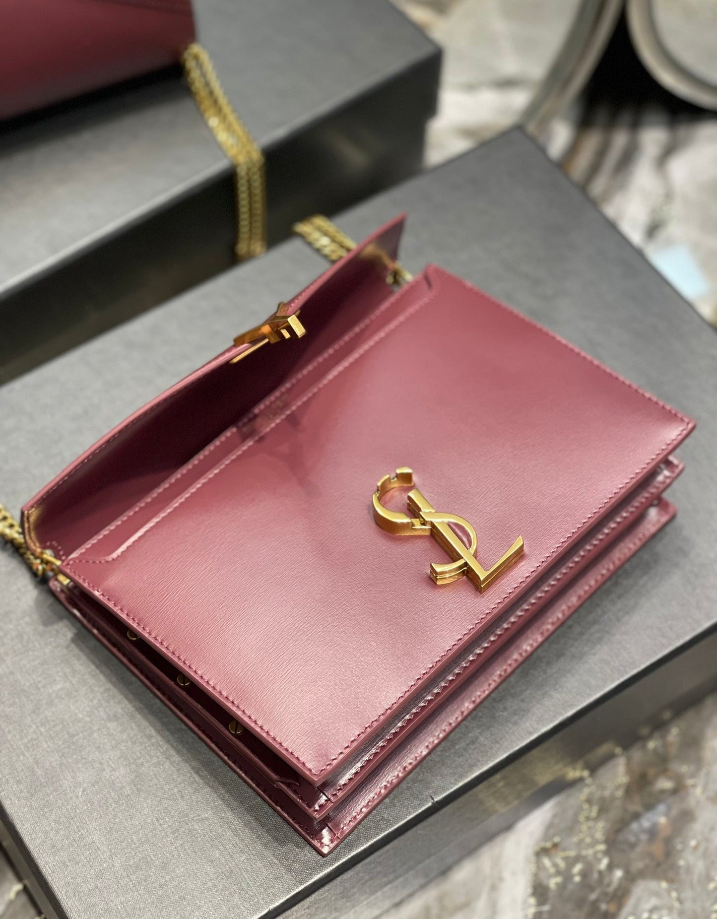 YSL Saint Laurent Cassandra Rouge Opyum Embossed 8in Grain De Poudre Medium Chain Handbag