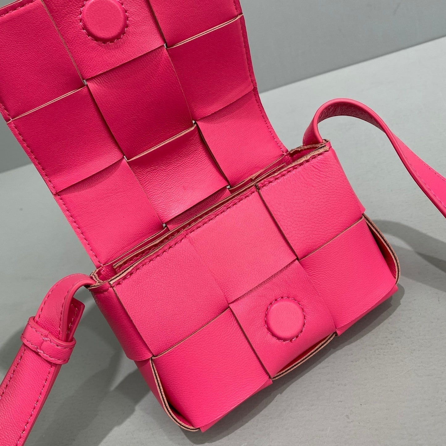Top Quality Candy Cassette For Women Bags Pink Travel Bag