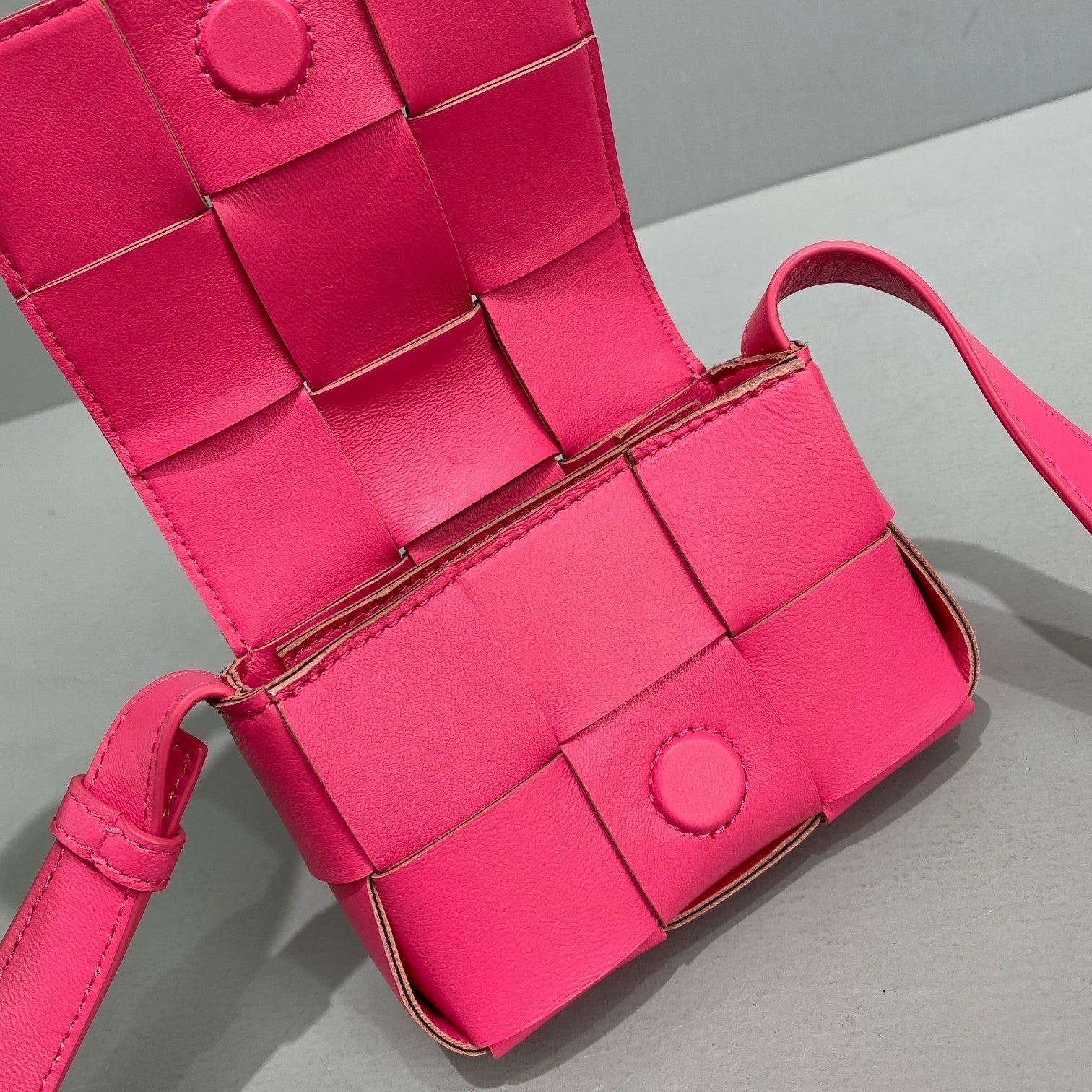Top Quality Candy Cassette For Women Bags Pink Travel Bag