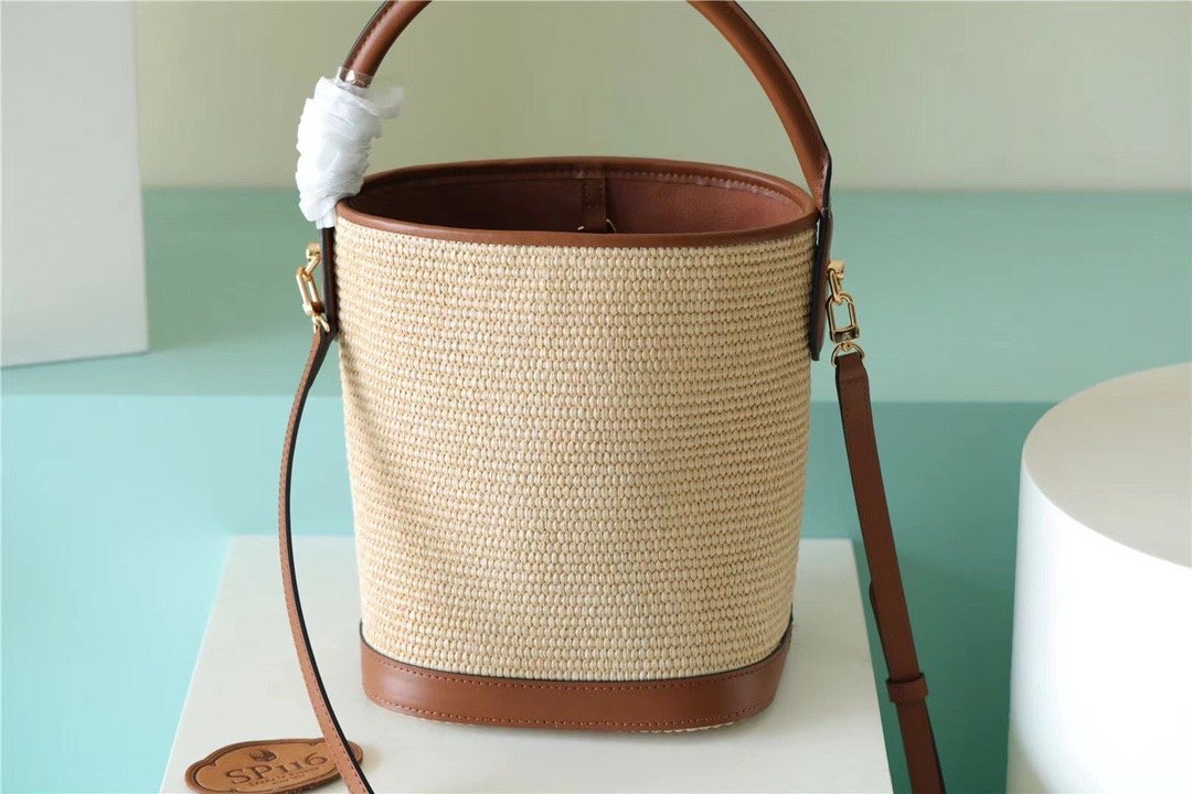 Top Quality Petit Caramel For Women Women Raffia Brown Crossbody Bag