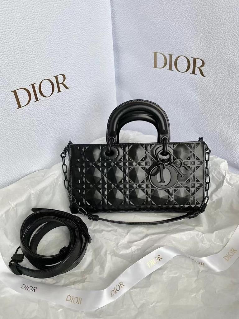 39 Handbag