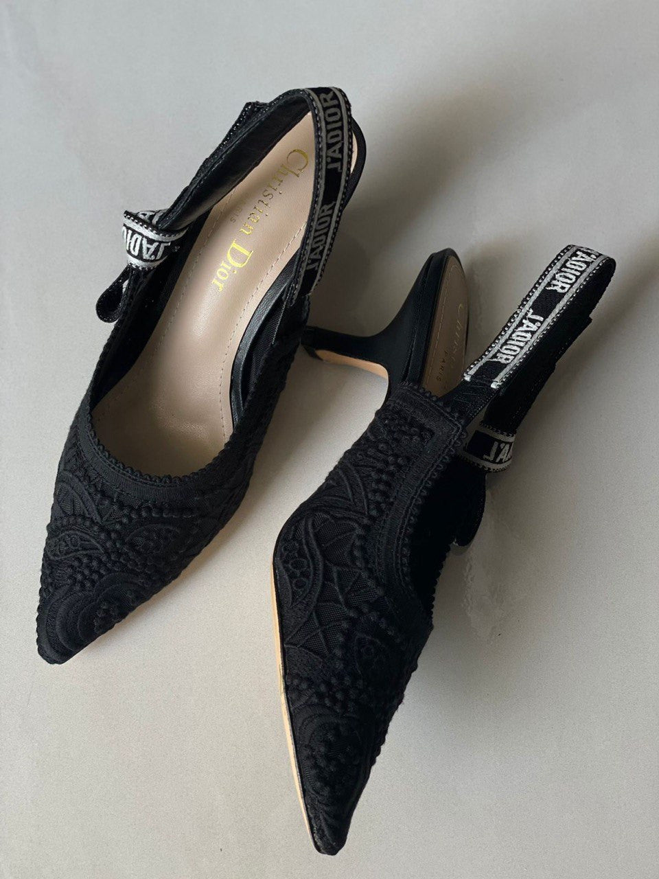 34 Shoes