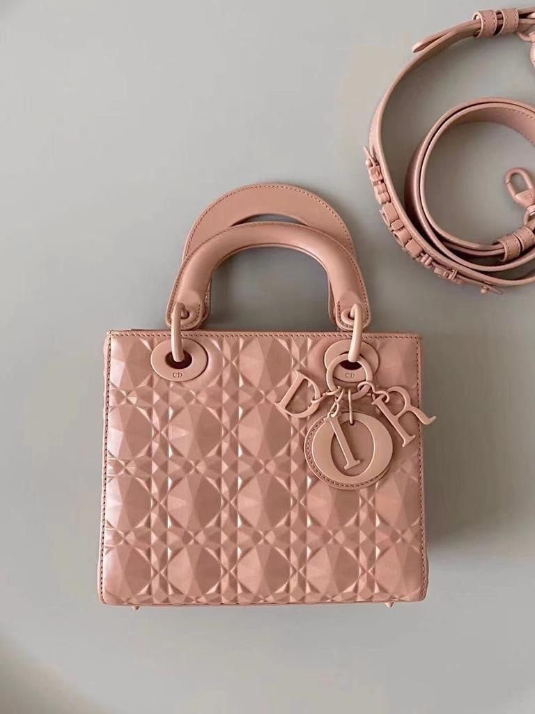 38 Handbag