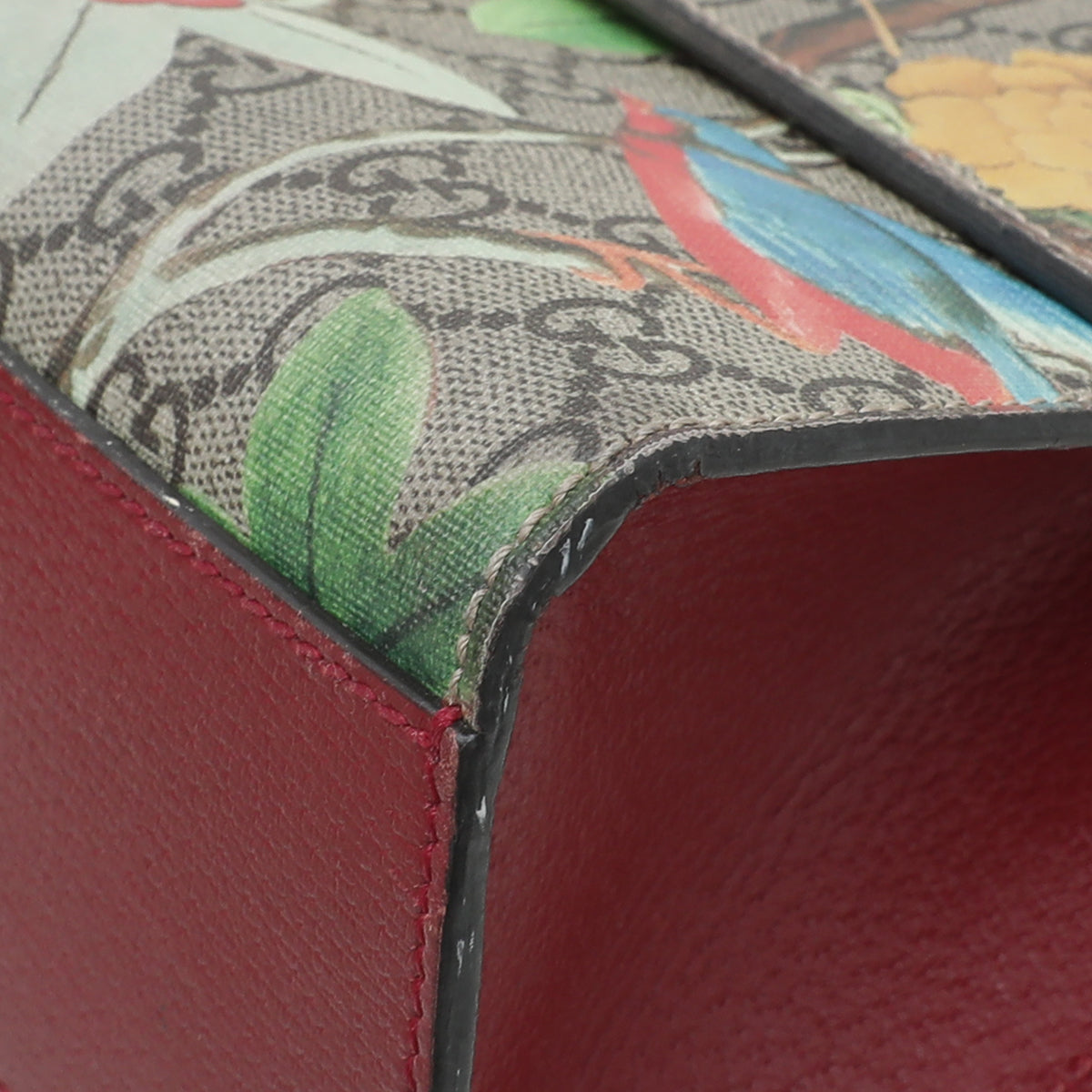 Gucci Ebony Multicolor Padlock Tian Print Medium Chain Bag