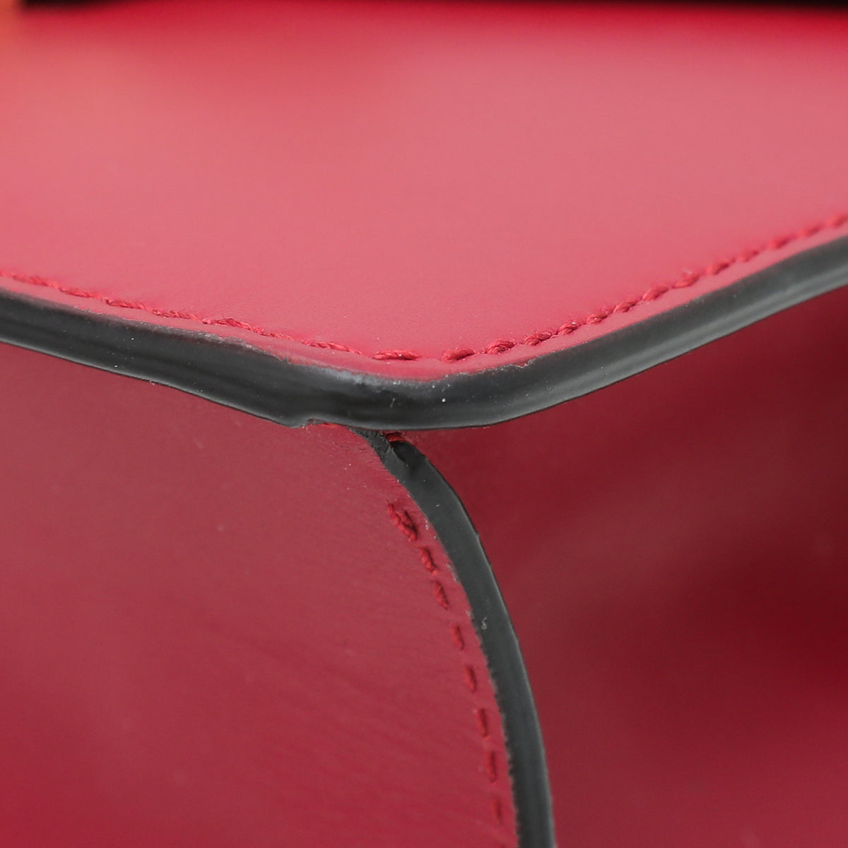 Gucci Red Sylvie Mini Top Handle Bag