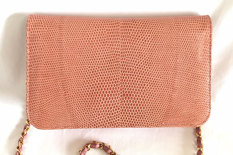 CHANEL   milky pink genuine lizard leather 2
