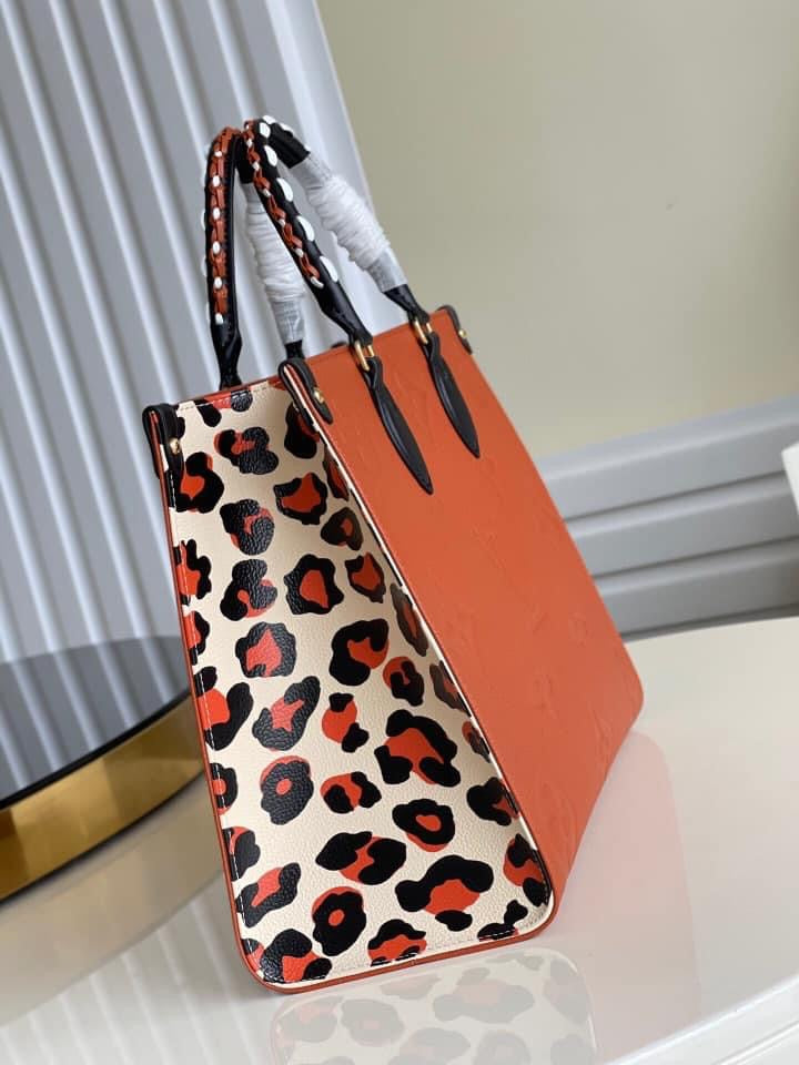 Louis Vuitton  MM Bag