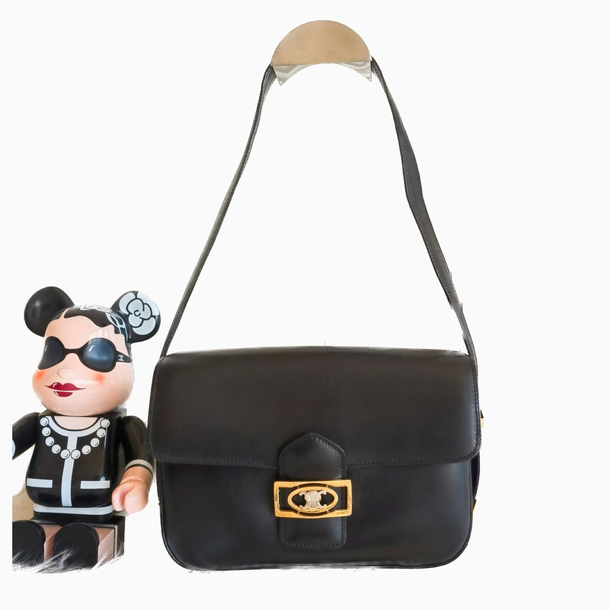 Crecy Classic Box Crossbody Bag Leather Black