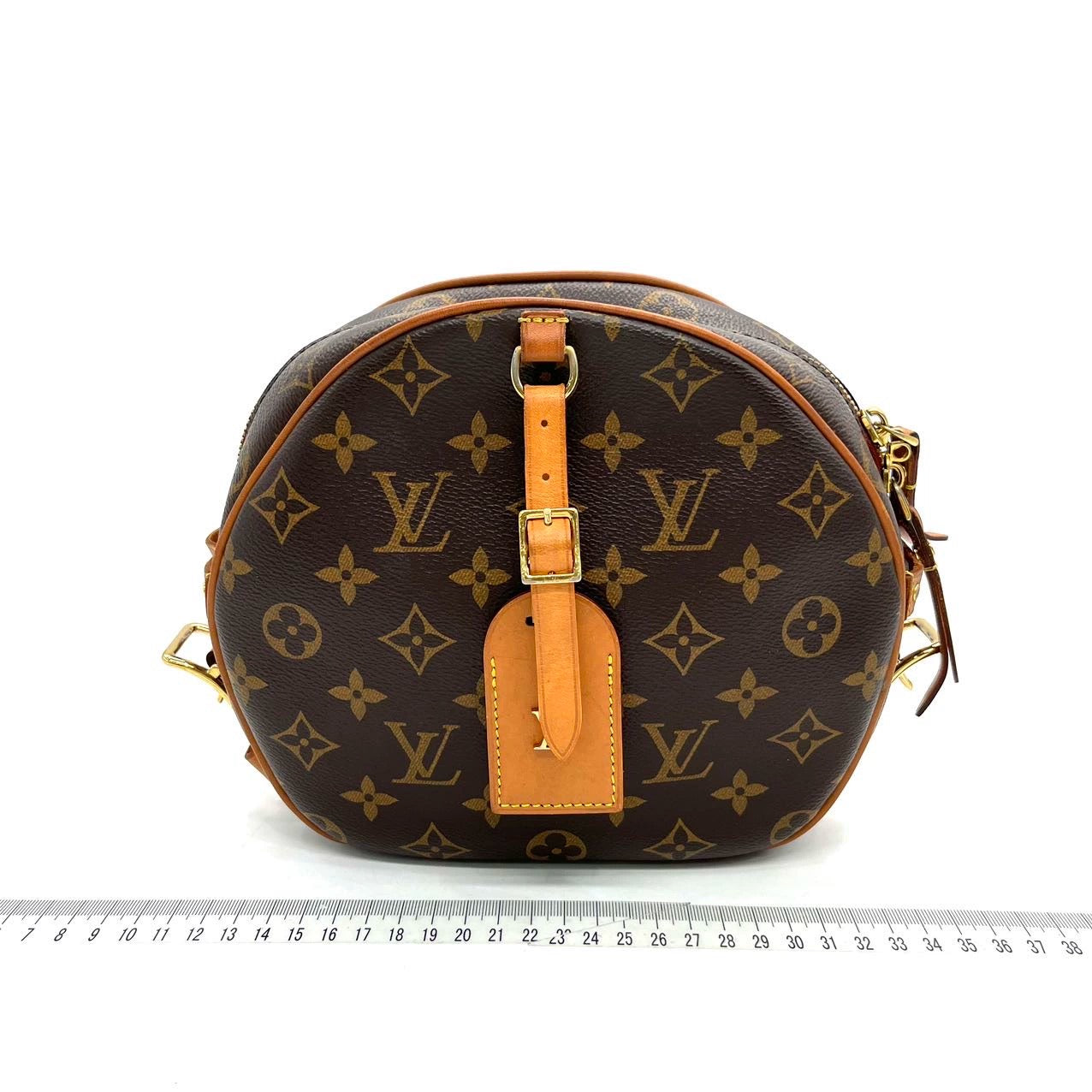 Louis Vuitton Boîte Chapeau Souple MM Leather Crossbody Bag