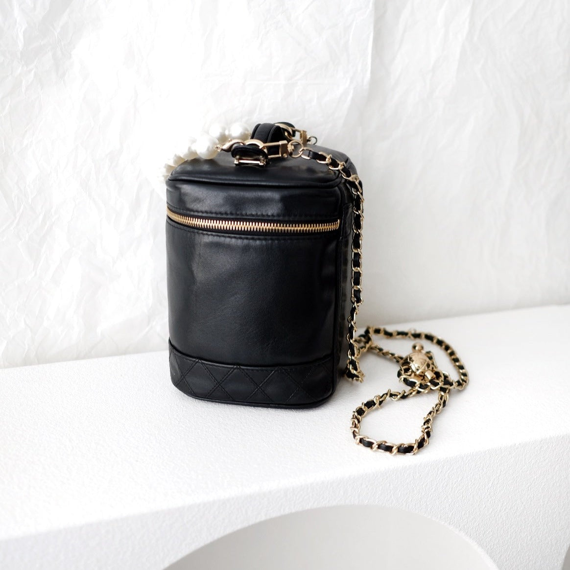 Chanel   coco sheepskin wash bag