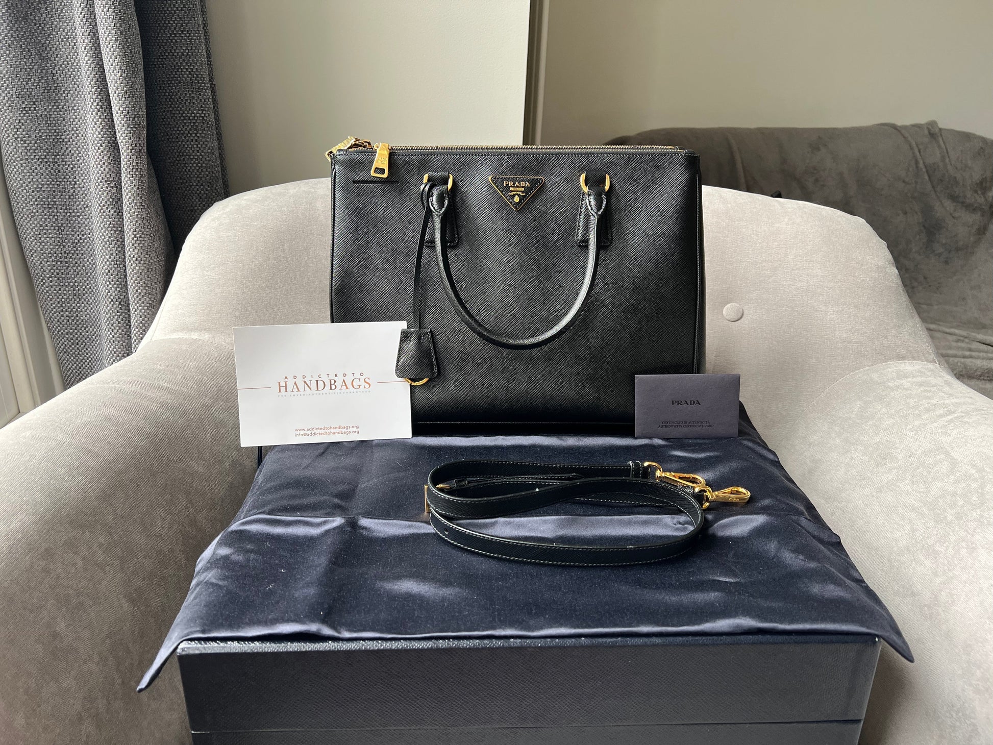 Prada Prada Black Medium Galleria Saffiano Tote Rrp 3 Tote Bag
