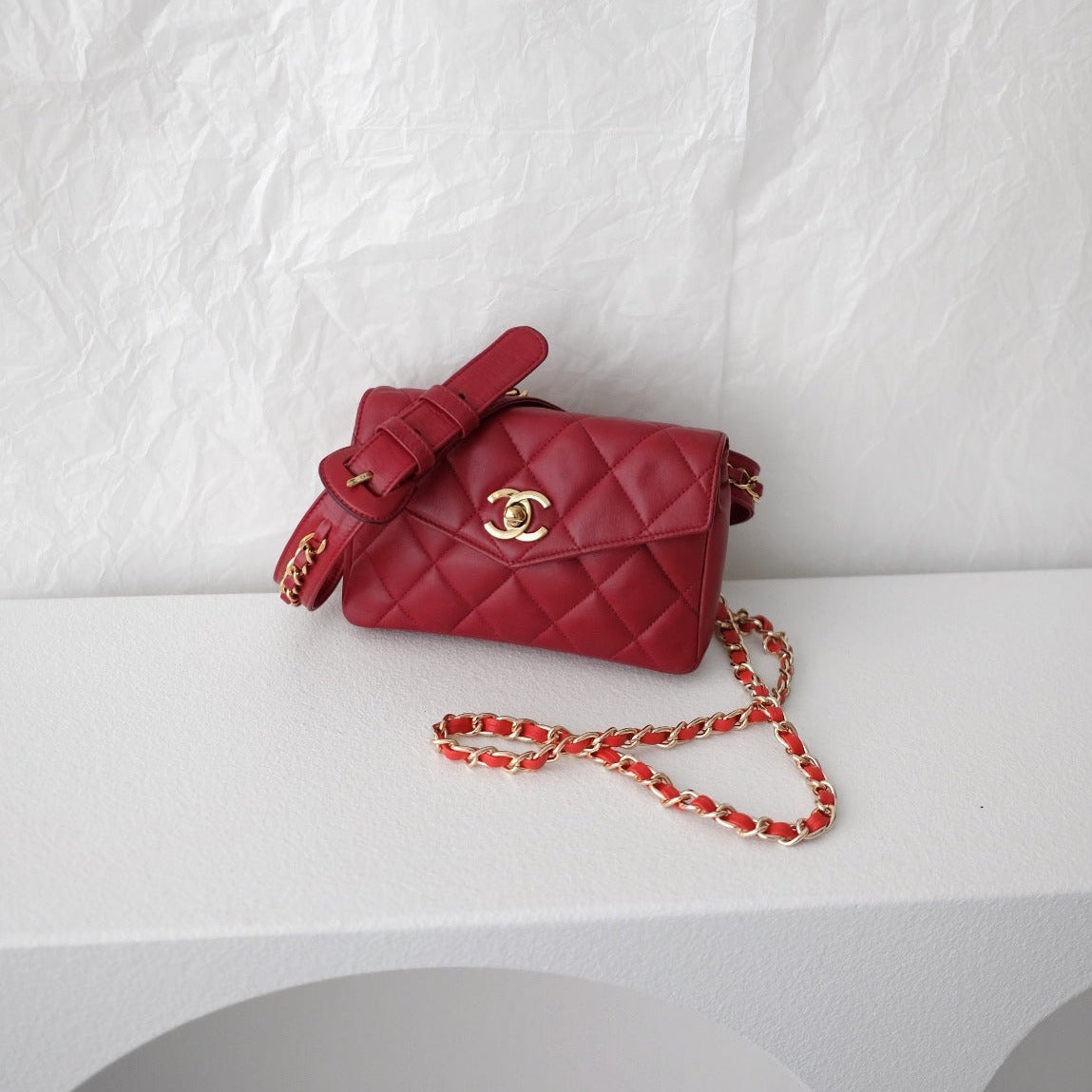 Chanel    quilted sheepskin CC belt bag+chain