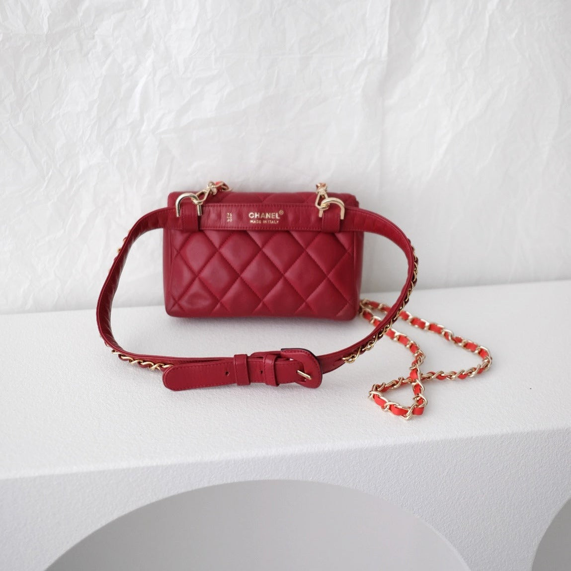 Chanel    quilted sheepskin CC belt bag+chain