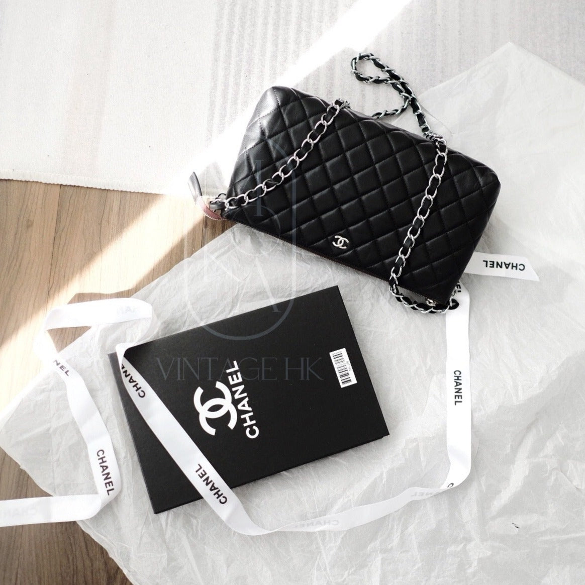 Chanel matelasse quilted clutch bag+chain