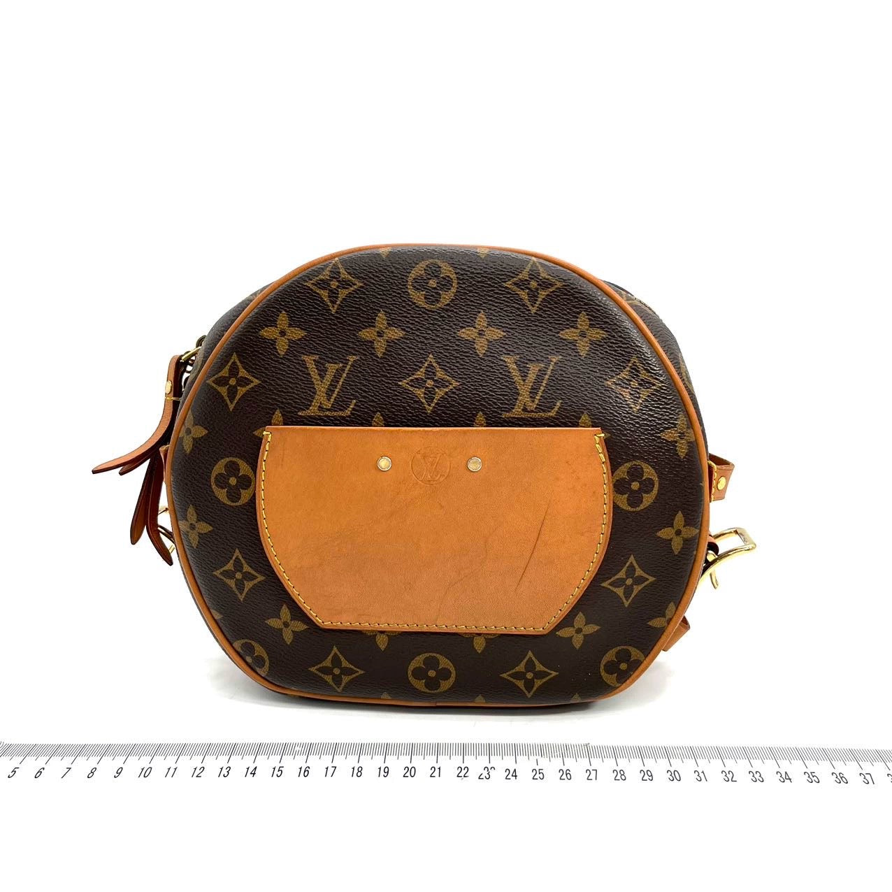 Louis Vuitton Boîte Chapeau Souple MM Leather Crossbody Bag