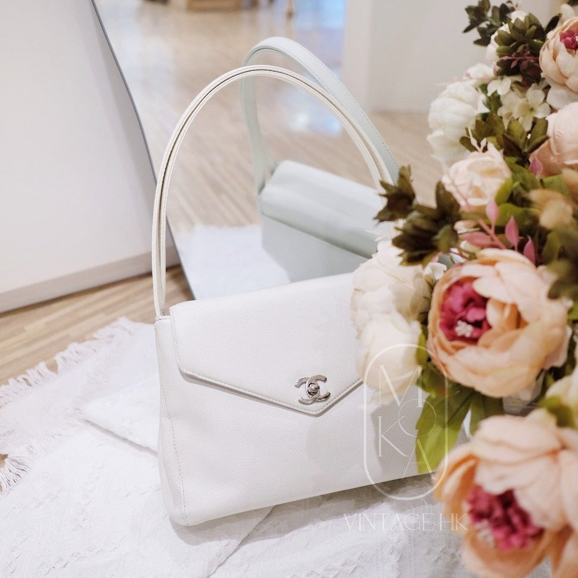 Chanel   caviar kelly