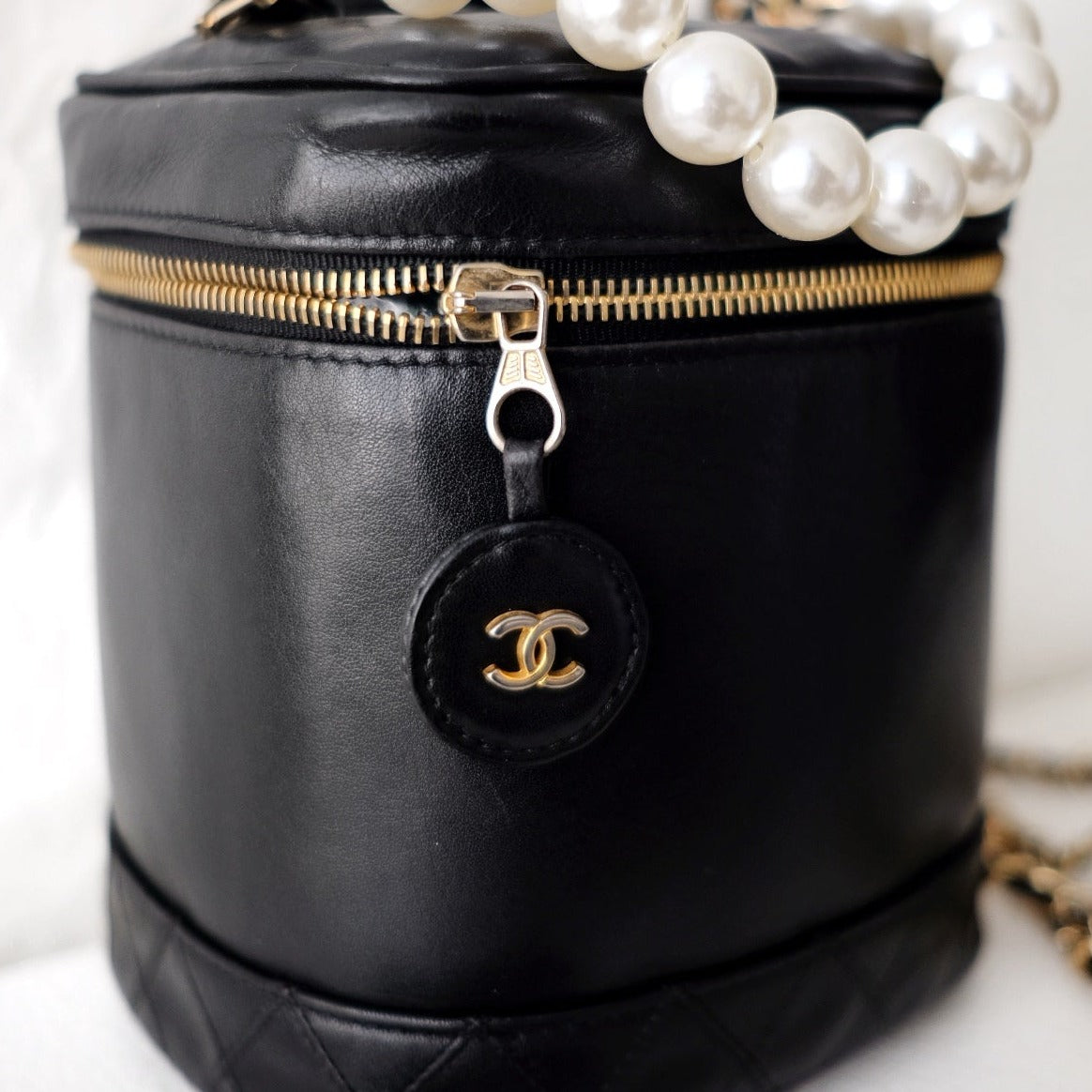Chanel   coco sheepskin wash bag