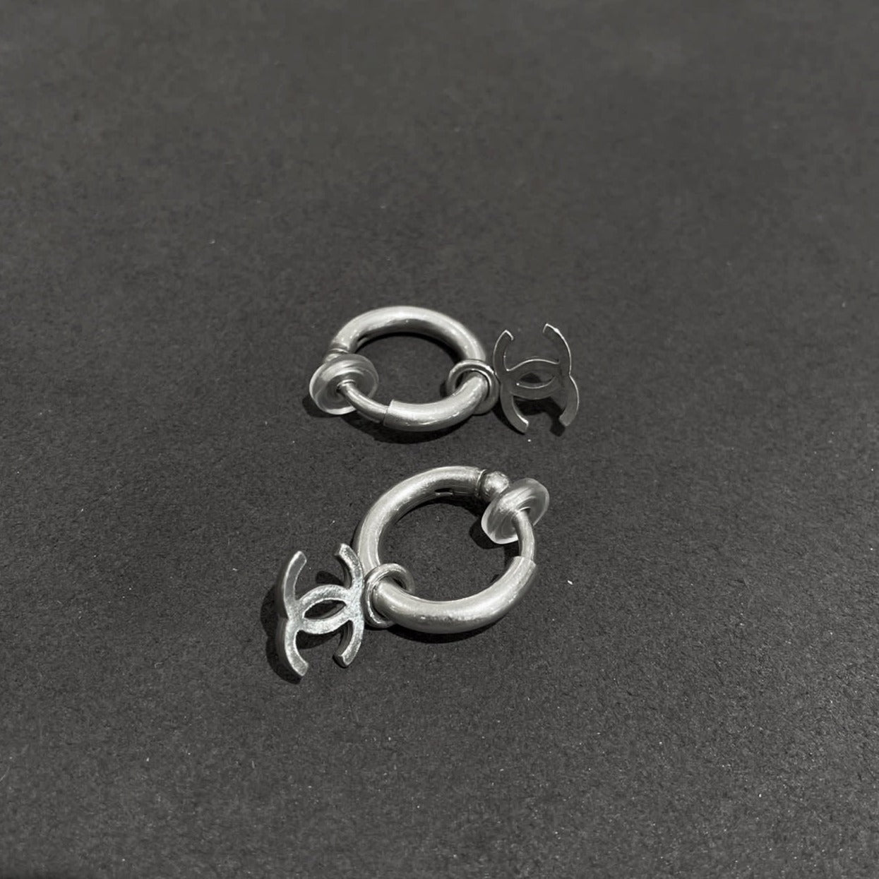 Chanel   earrings