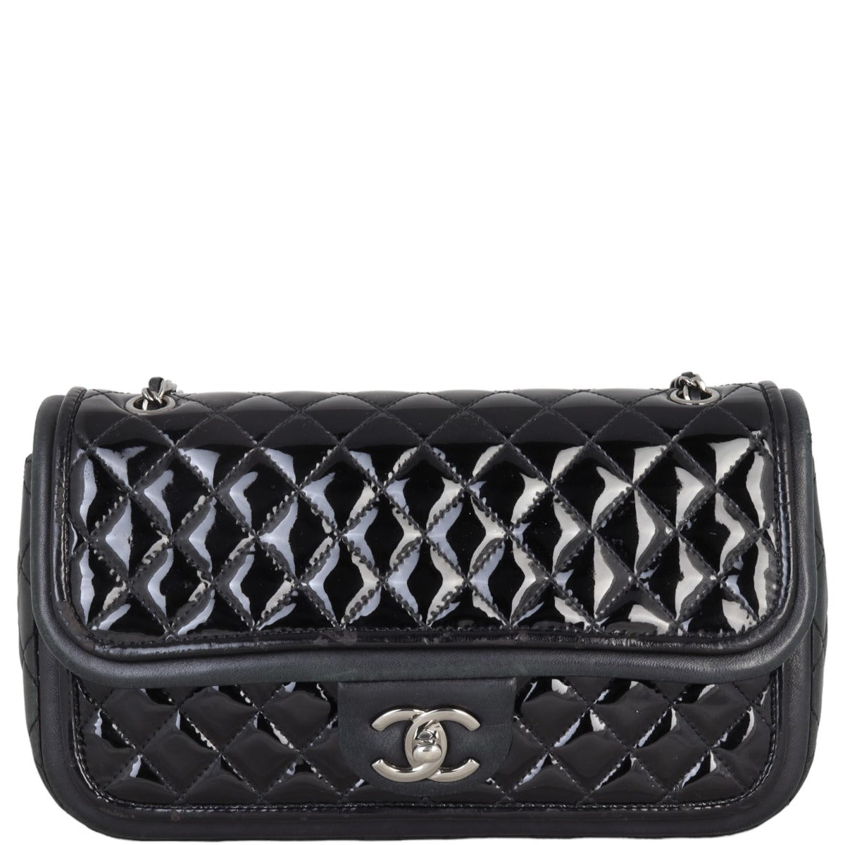 Chanel Classic Twist Bag Patent Black Medium Handbag