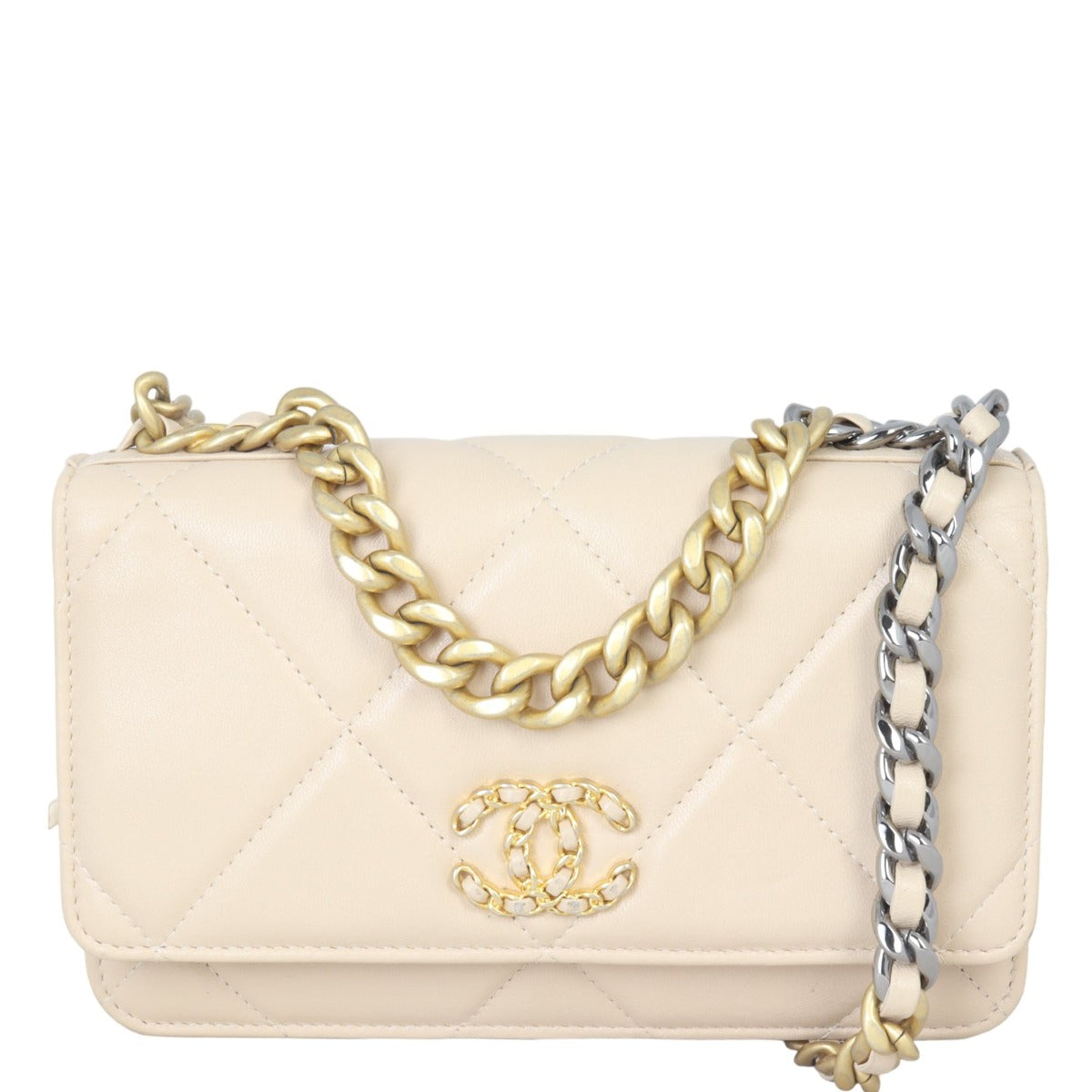 Chanel 19 Wallet On Goatskin Handbag White Beige