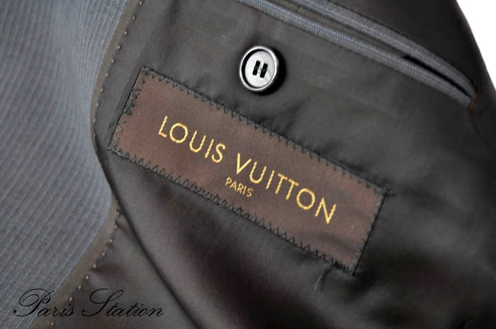 Louis Vuitton Grey Striped Men's Suit Size 56 Fashion Accessory