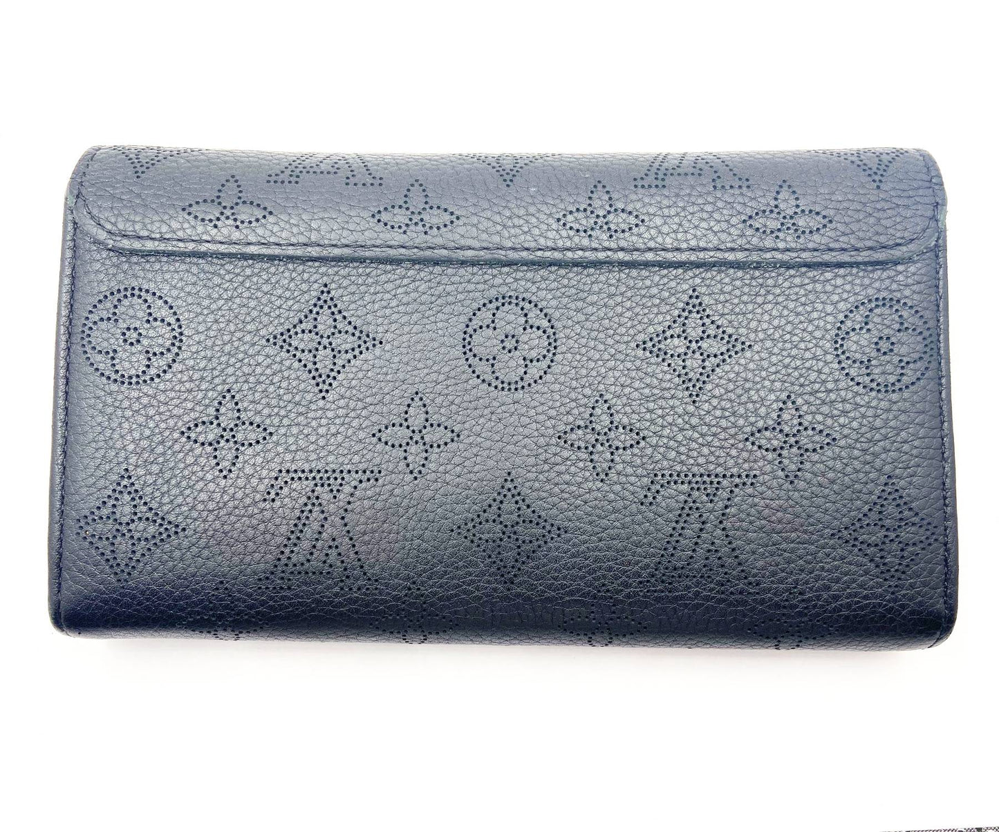 CHANEL Black Iris Mahina Leather Long Wallet