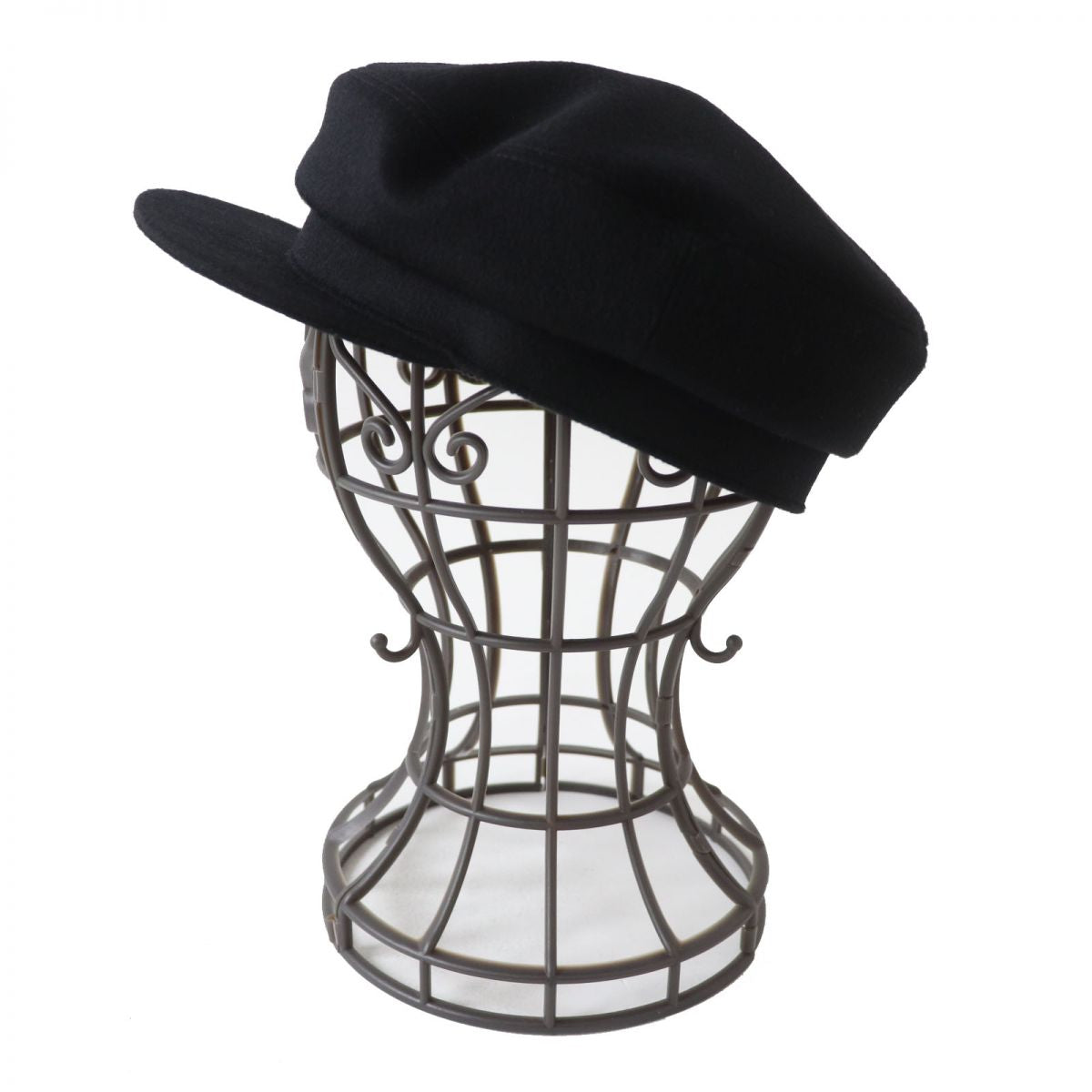 Casquette Outer: Cashmere, Lining: Rayon, Lining: Silk, Black Silver Travel Bag