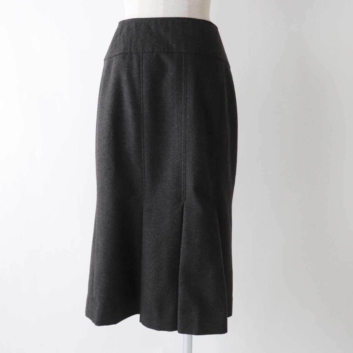 Chanel   Wool Pleated Skirt Dark Grey